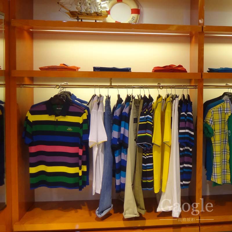 ���b���~