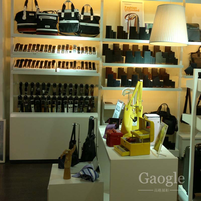 皮具紅谷曼蒙特