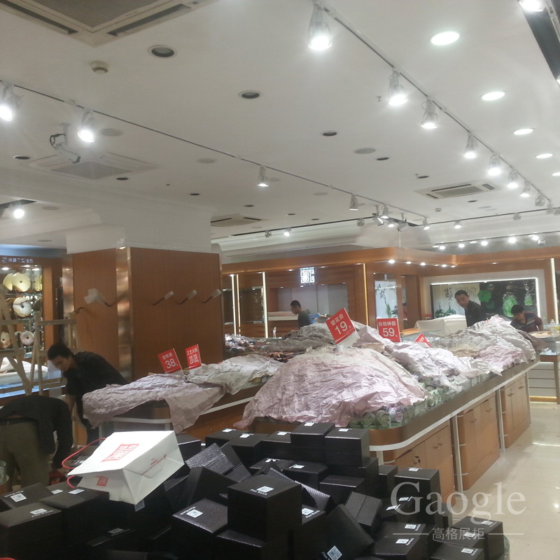 廣州北京路工藝禮品展柜