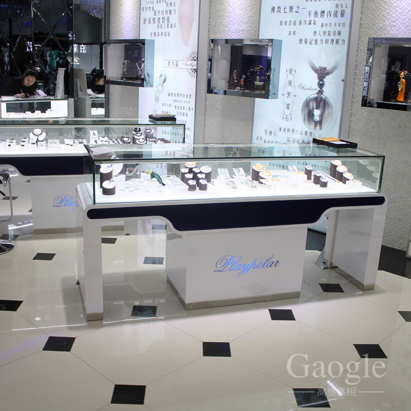 泊萊泊藍(lán)水晶展柜