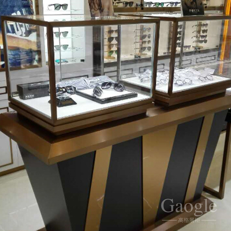 ·�׵ϊW���R