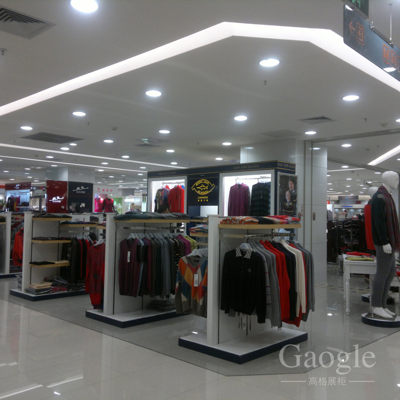 春竹德鯊男裝展柜