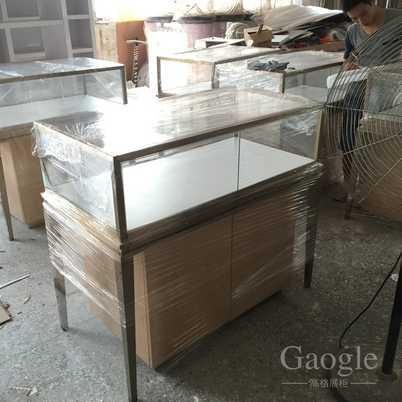 萬達(dá)潘先生珠寶柜