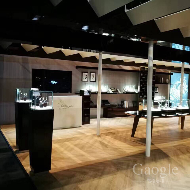 �����ֱ�չ��