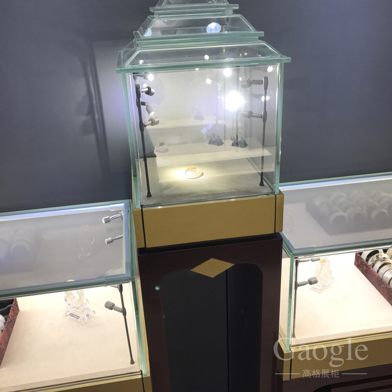 ��خ�����^չ��