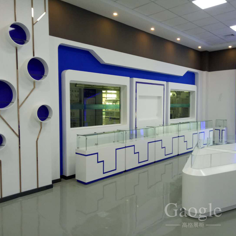 �W(xu��)У�Ƽ�չ�d